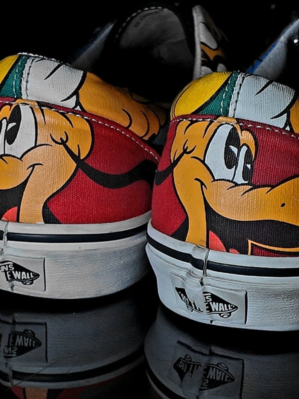 Vans Era x Disney Mickey & Friends Donald Goofy Canvas Skate Shoes Men's 11.5